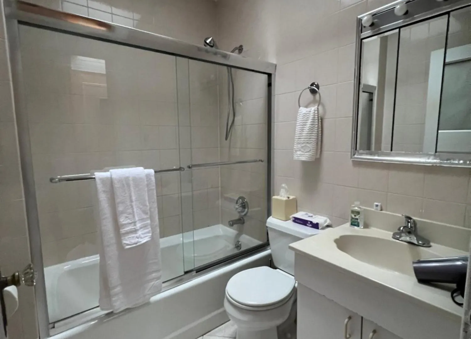 Comfort Stay In Brooklyn - Shared With A Host House Spaces Нью-Йорк 0*,